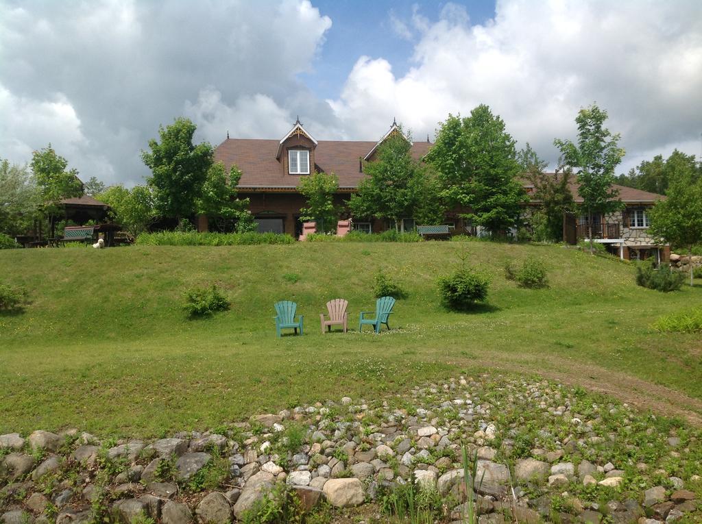 Auberge La Cote d'Or Petite-Riviere-Saint-Francois Exterior foto